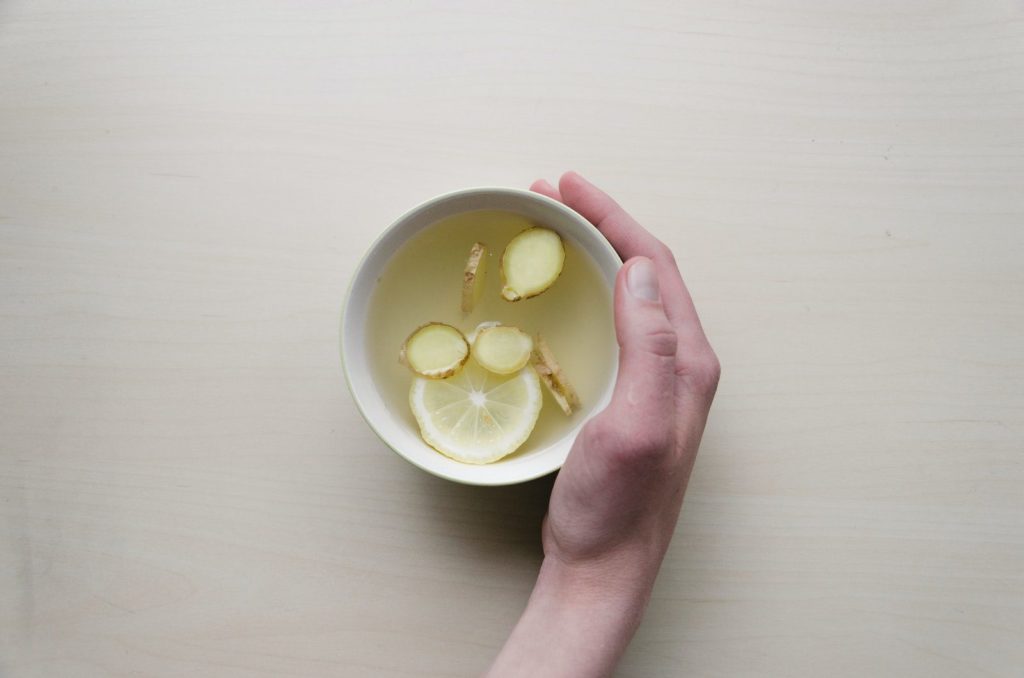 8 Delicious and Nutritious Immune-Boosting Teas Lemon Ginger tea